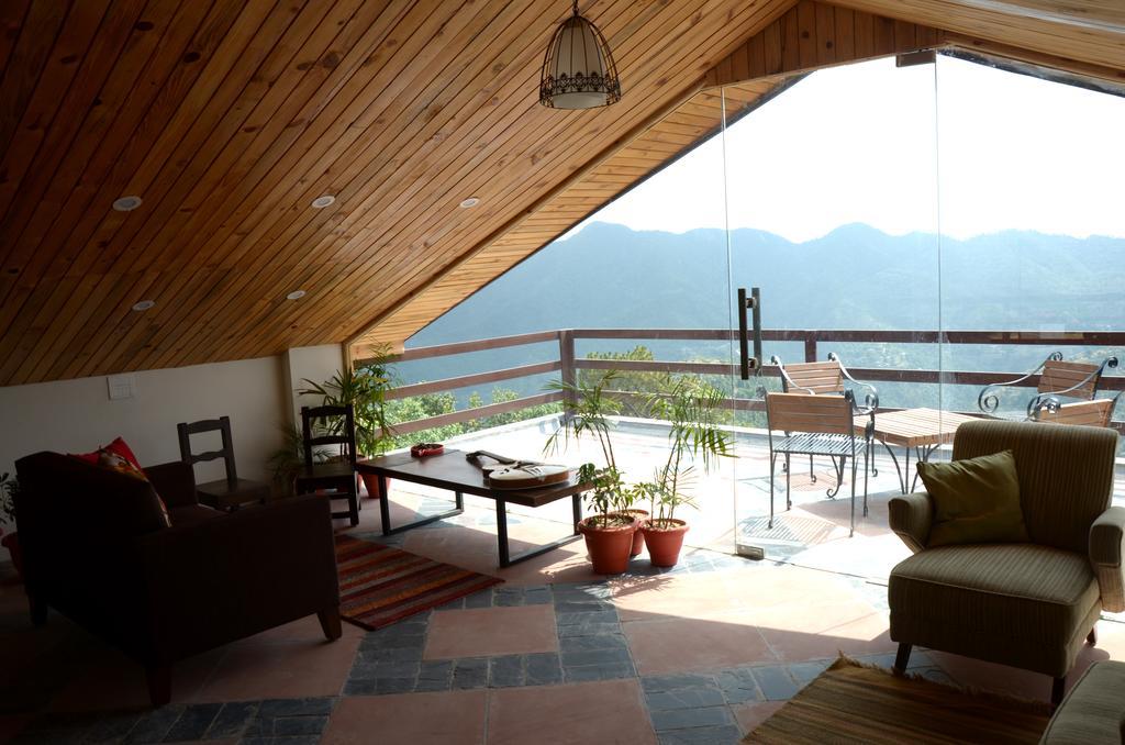 Woodsmoke Retreat Hotell Shimla Exteriör bild