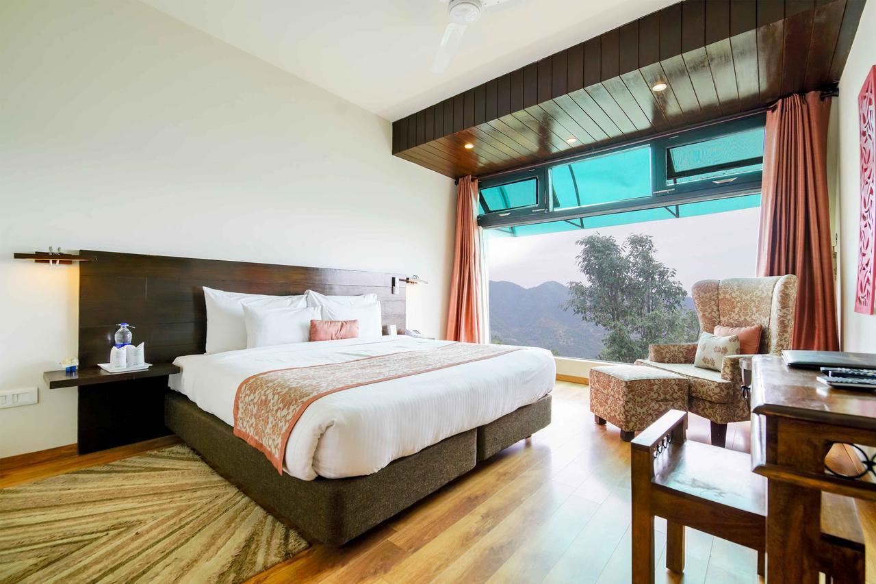 Woodsmoke Retreat Hotell Shimla Exteriör bild