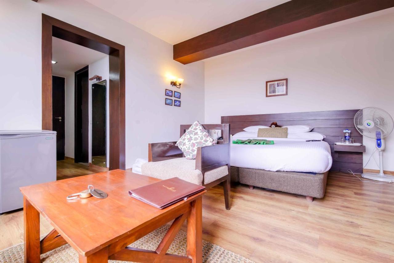 Woodsmoke Retreat Hotell Shimla Exteriör bild