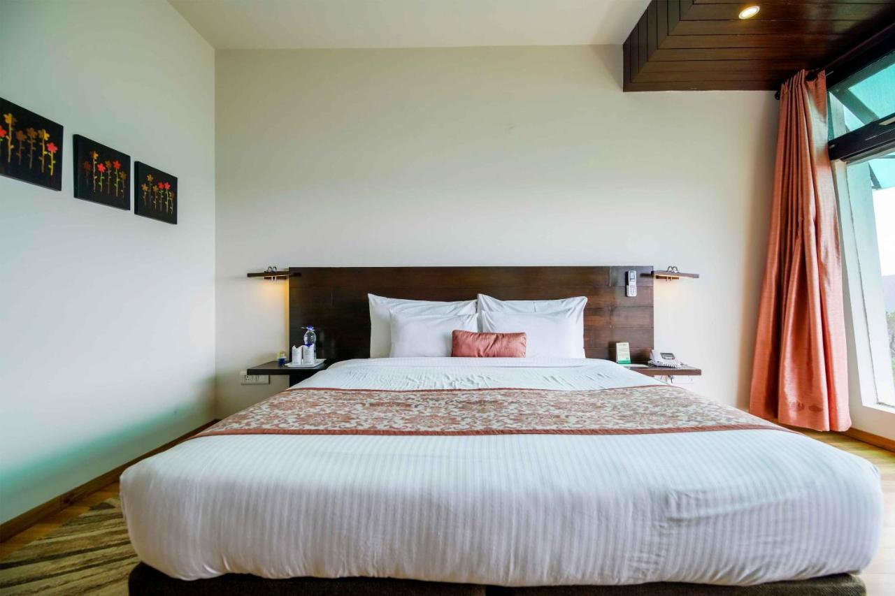Woodsmoke Retreat Hotell Shimla Exteriör bild